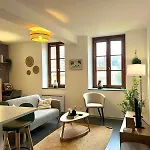 Cote Jardin דירה *